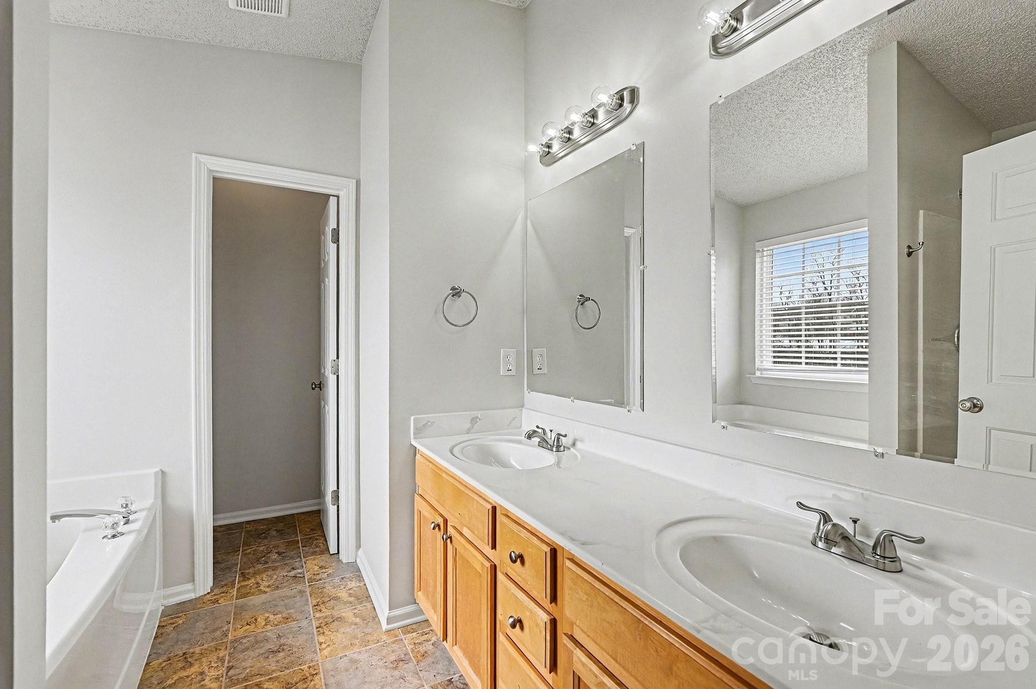 10708 Haddington Drive NW Charlotte NC 28269