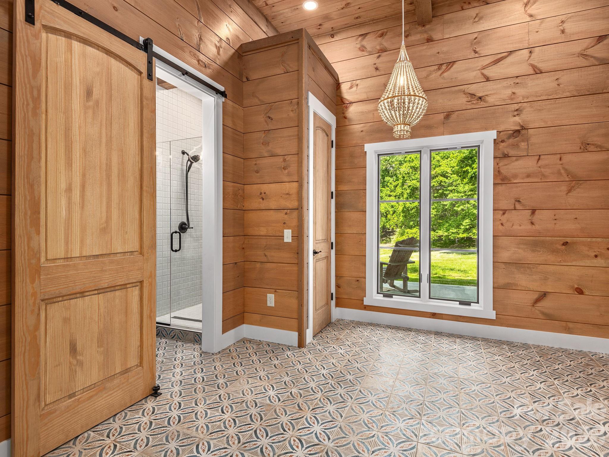 4546 Pine Log Road Brasstown NC 28902