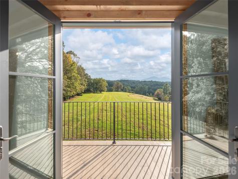 4546 Pine Log Road Brasstown NC 28902