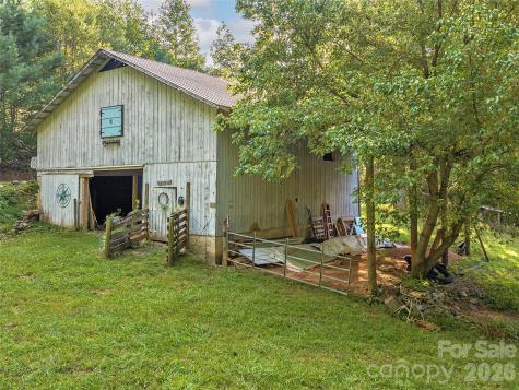 4546 Pine Log Road Brasstown NC 28902