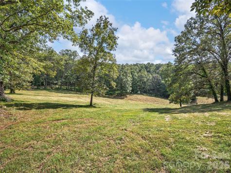 4546 Pine Log Road Brasstown NC 28902