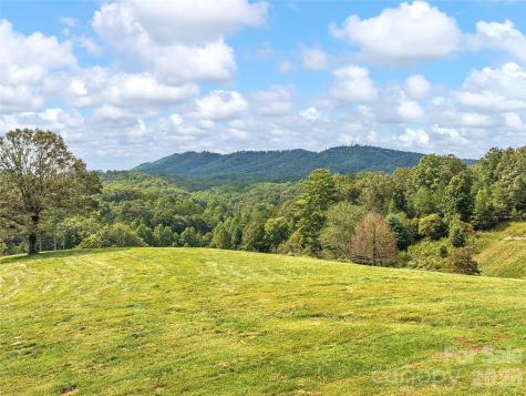 4546 Pine Log Road Brasstown NC 28902