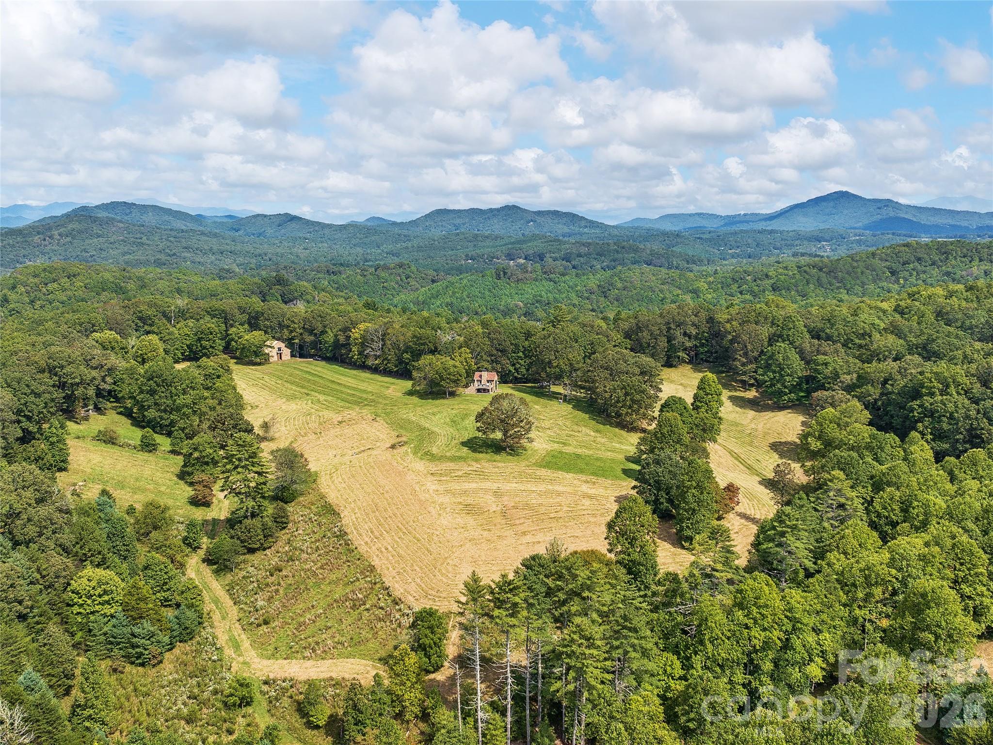 4546 Pine Log Road Brasstown NC 28902