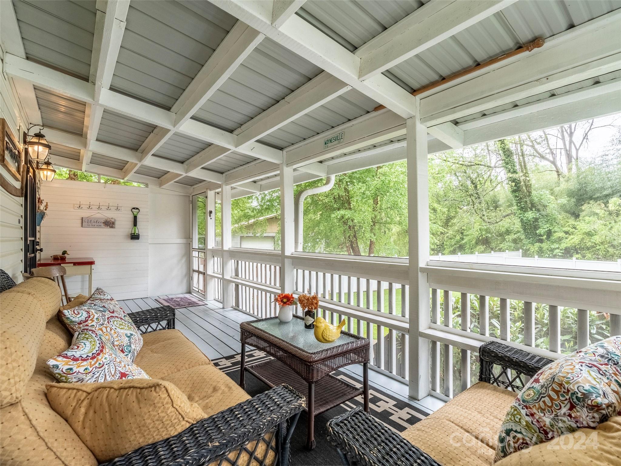 38 S Hill Street Waynesville NC 28786