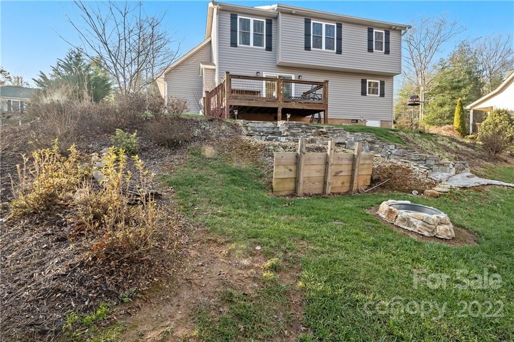 105 Wyatt Andrew Drive Mills River NC 28759