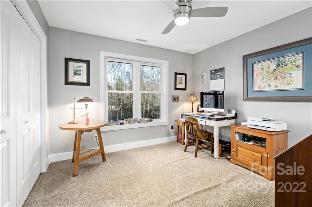 105 Wyatt Andrew Drive Mills River NC 28759