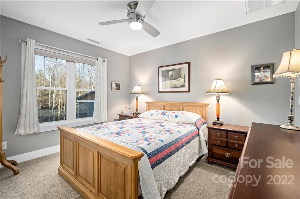 105 Wyatt Andrew Drive Mills River NC 28759