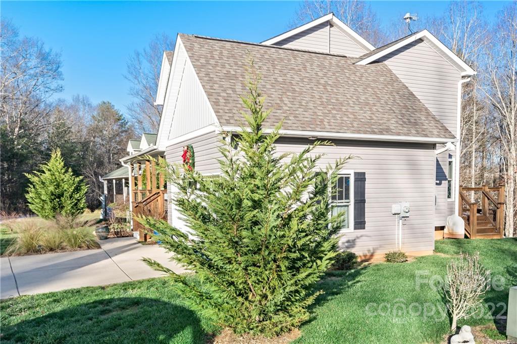 105 Wyatt Andrew Drive Mills River NC 28759