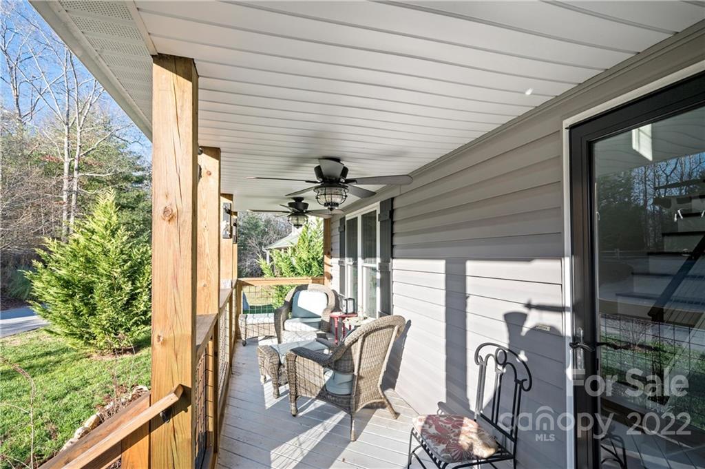 105 Wyatt Andrew Drive Mills River NC 28759