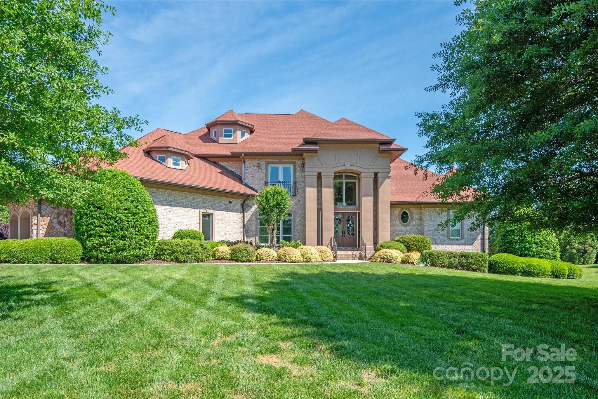 8904 Woodhall Lake Drive Waxhaw NC 28173