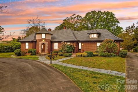 725 Mocksville Avenue Salisbury NC 28144