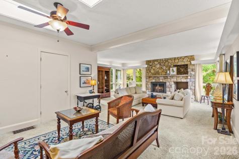 725 Mocksville Avenue Salisbury NC 28144
