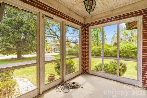 725 Mocksville Avenue Salisbury NC 28144
