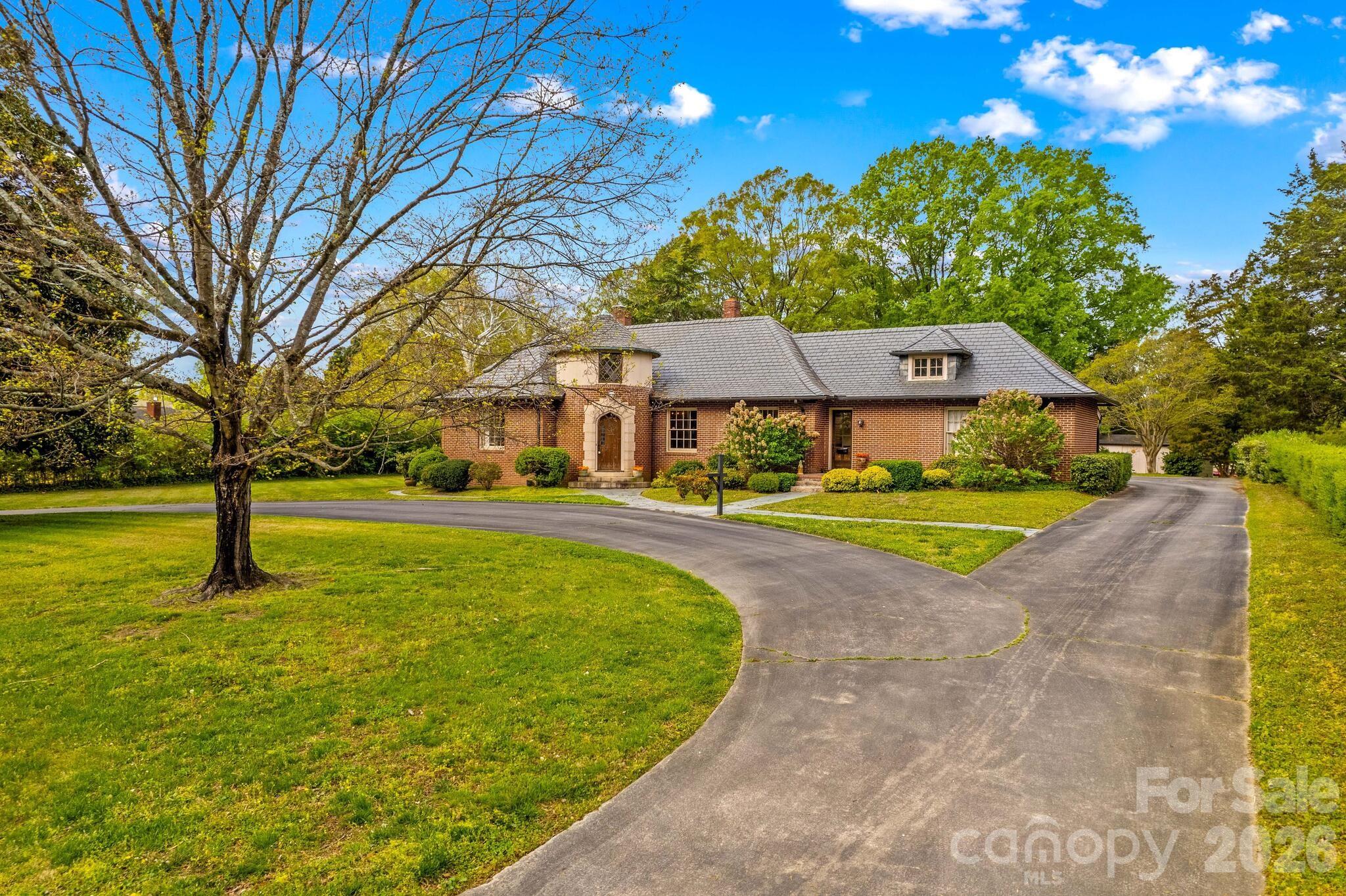 725 Mocksville Avenue Salisbury NC 28144