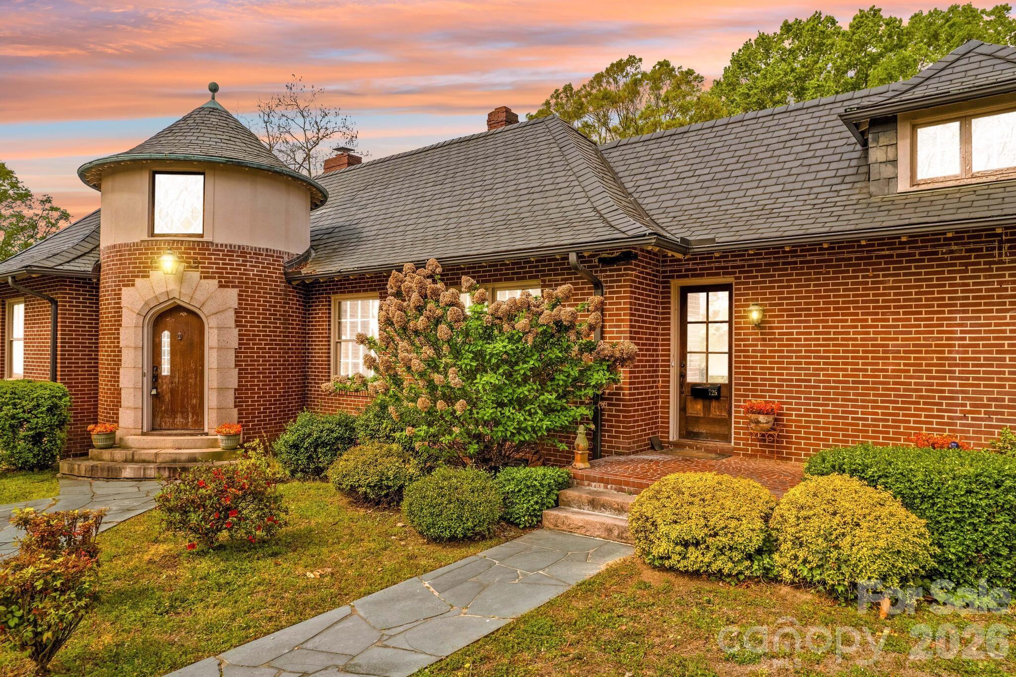 725 Mocksville Avenue Salisbury NC 28144