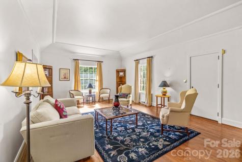 725 Mocksville Avenue Salisbury NC 28144