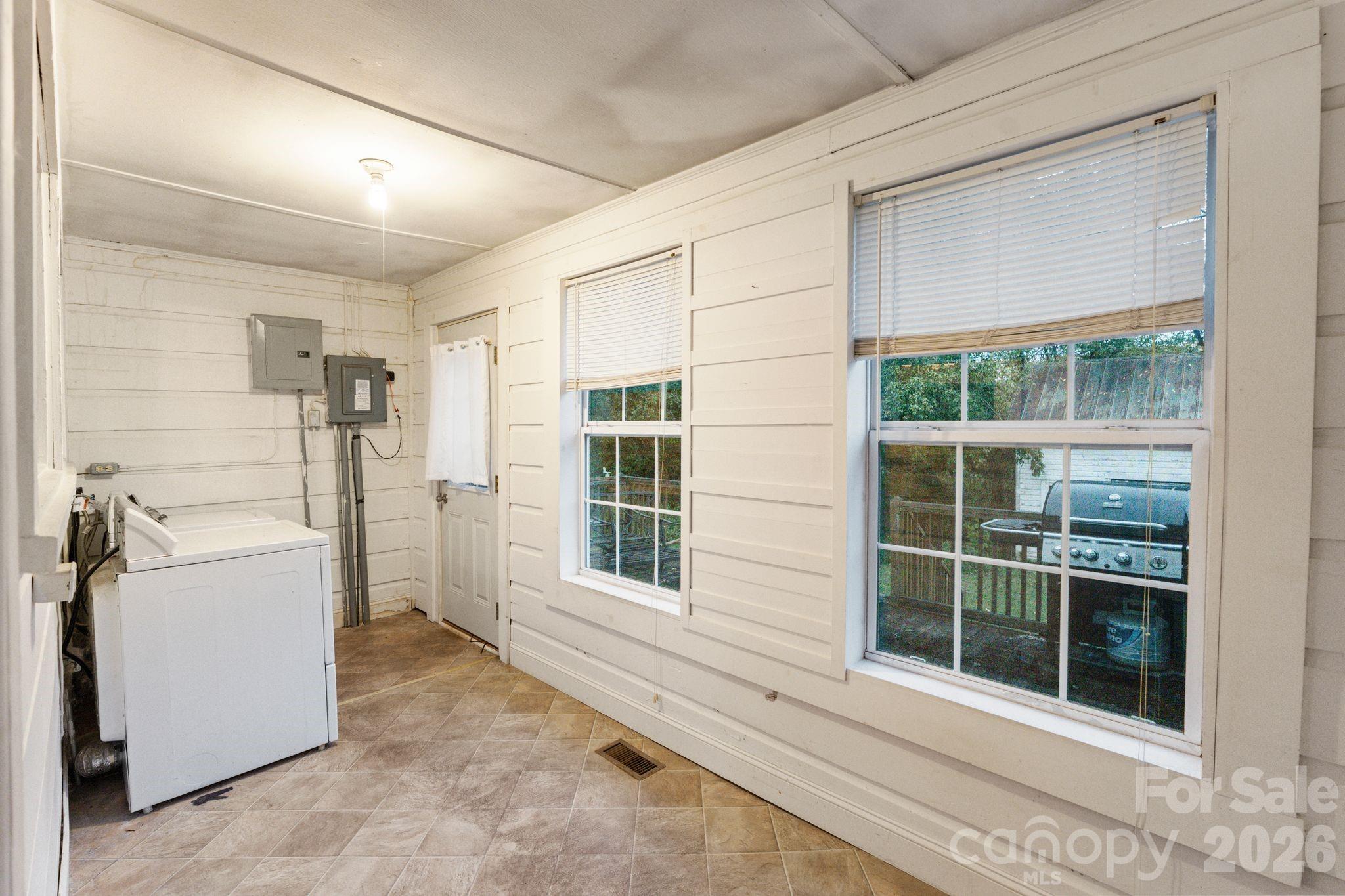 6921 Harmony Grove Road Nebo NC 28761