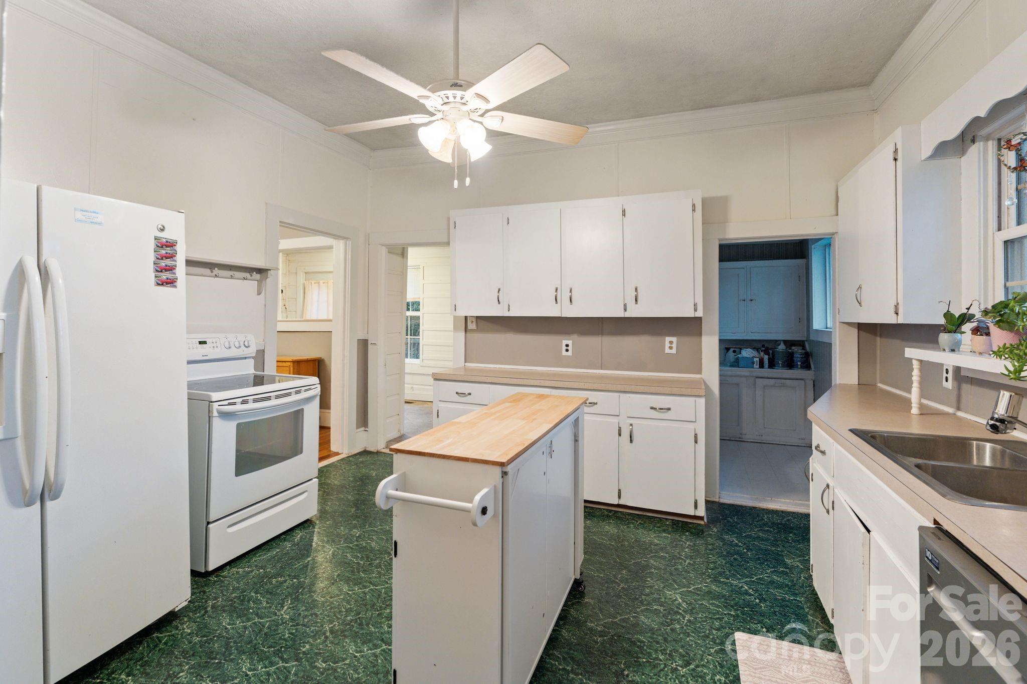 6921 Harmony Grove Road Nebo NC 28761