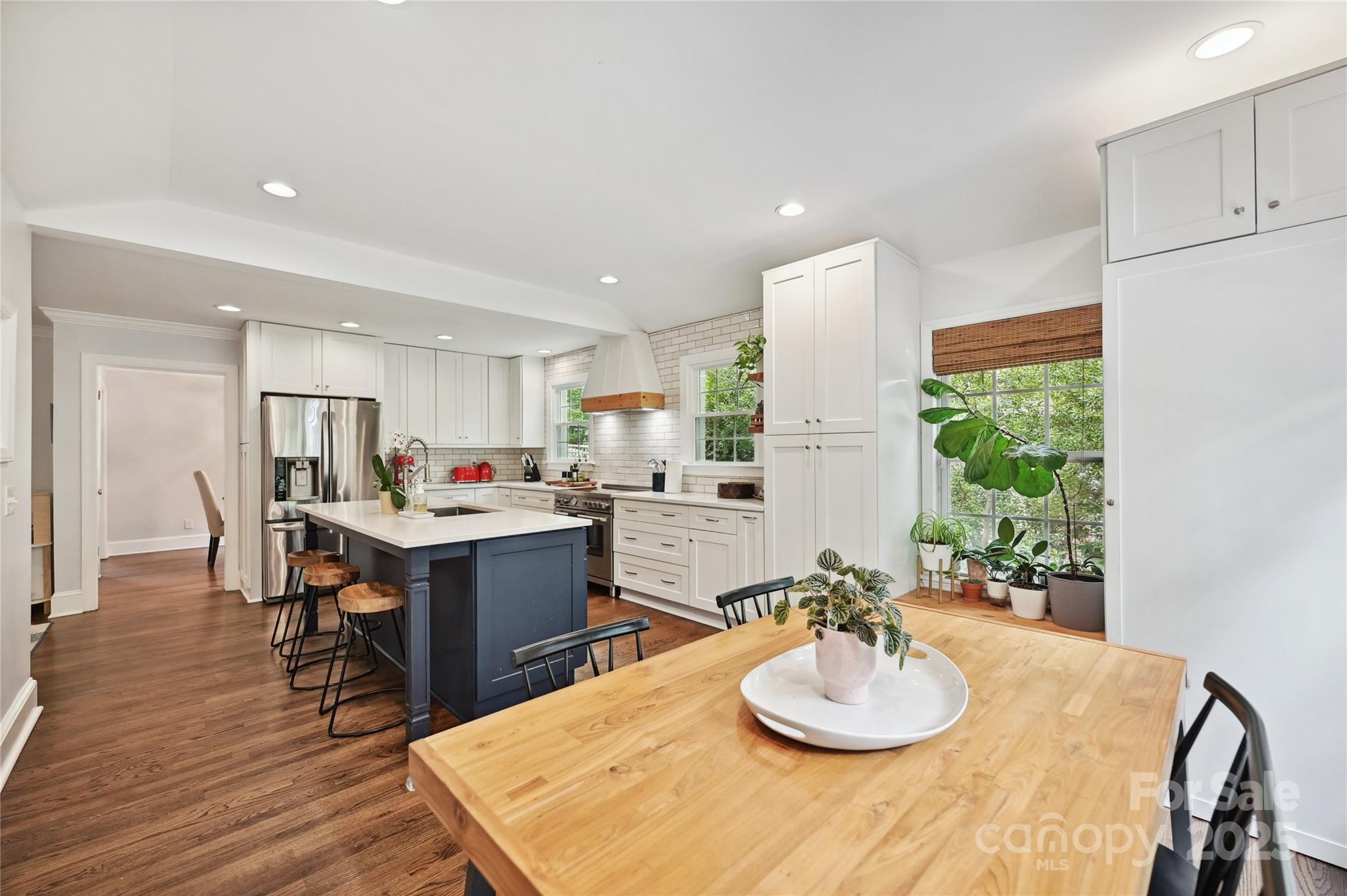 829 Sedgefield Road Charlotte NC 28209