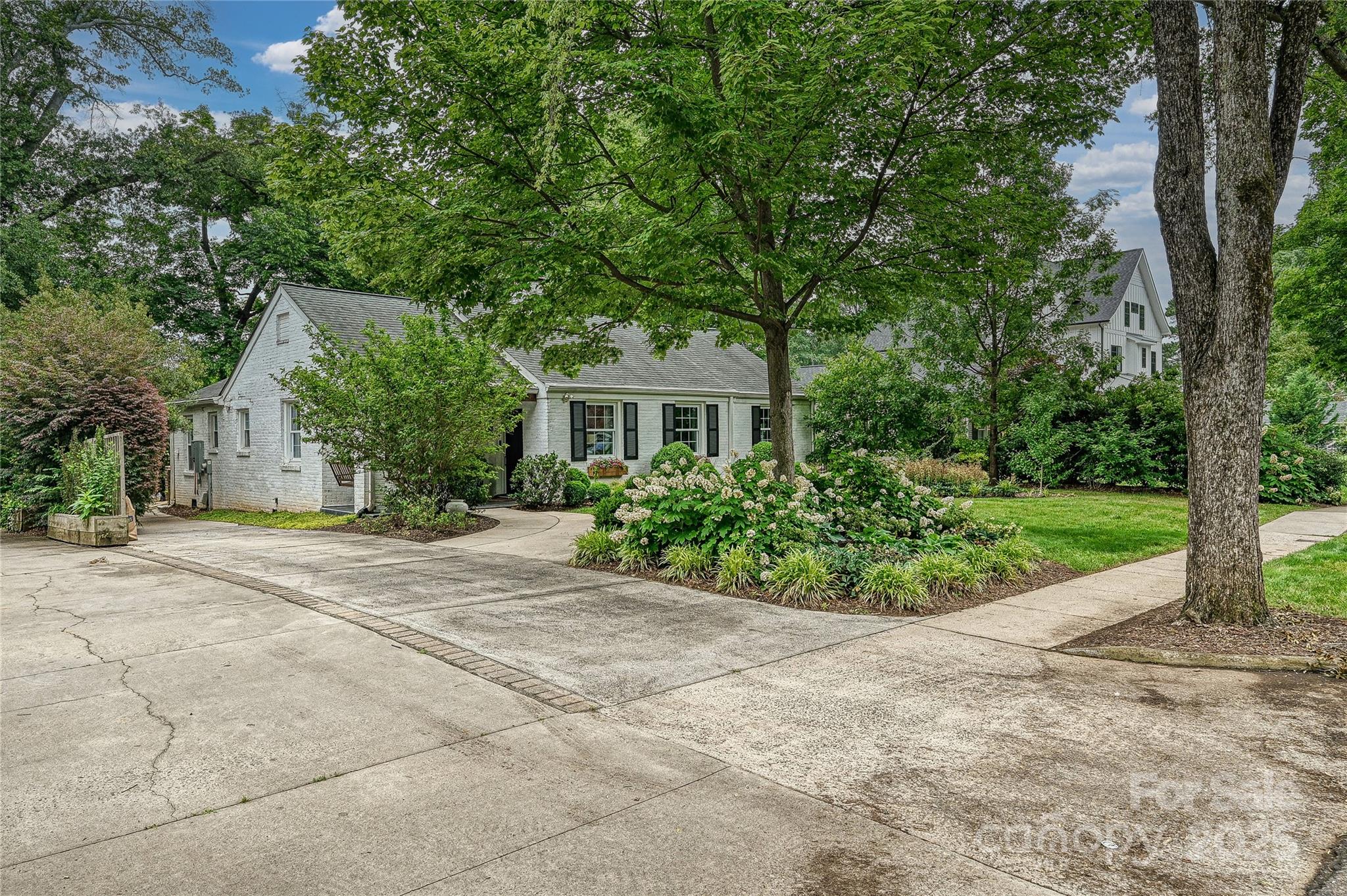 829 Sedgefield Road Charlotte NC 28209