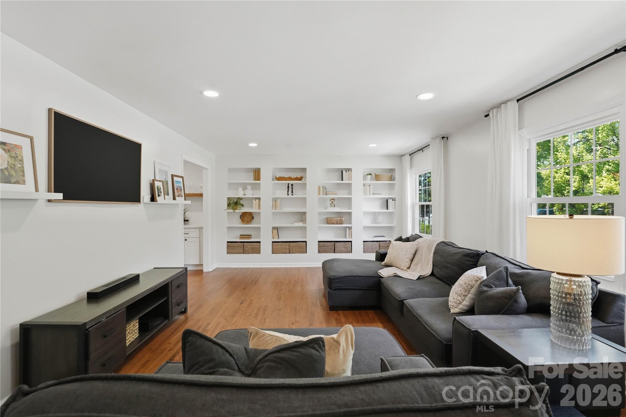 1061 Eaglewood Avenue Charlotte NC 28212