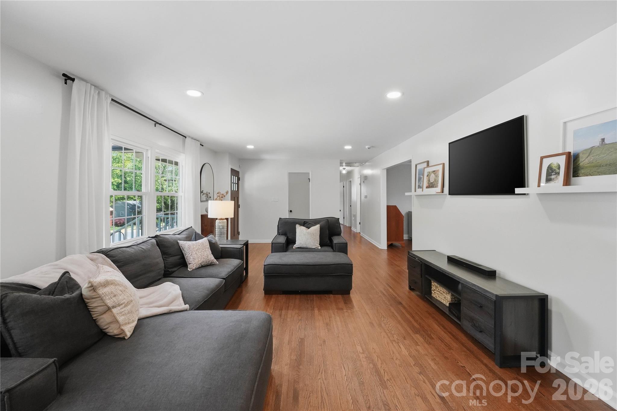 1061 Eaglewood Avenue Charlotte NC 28212