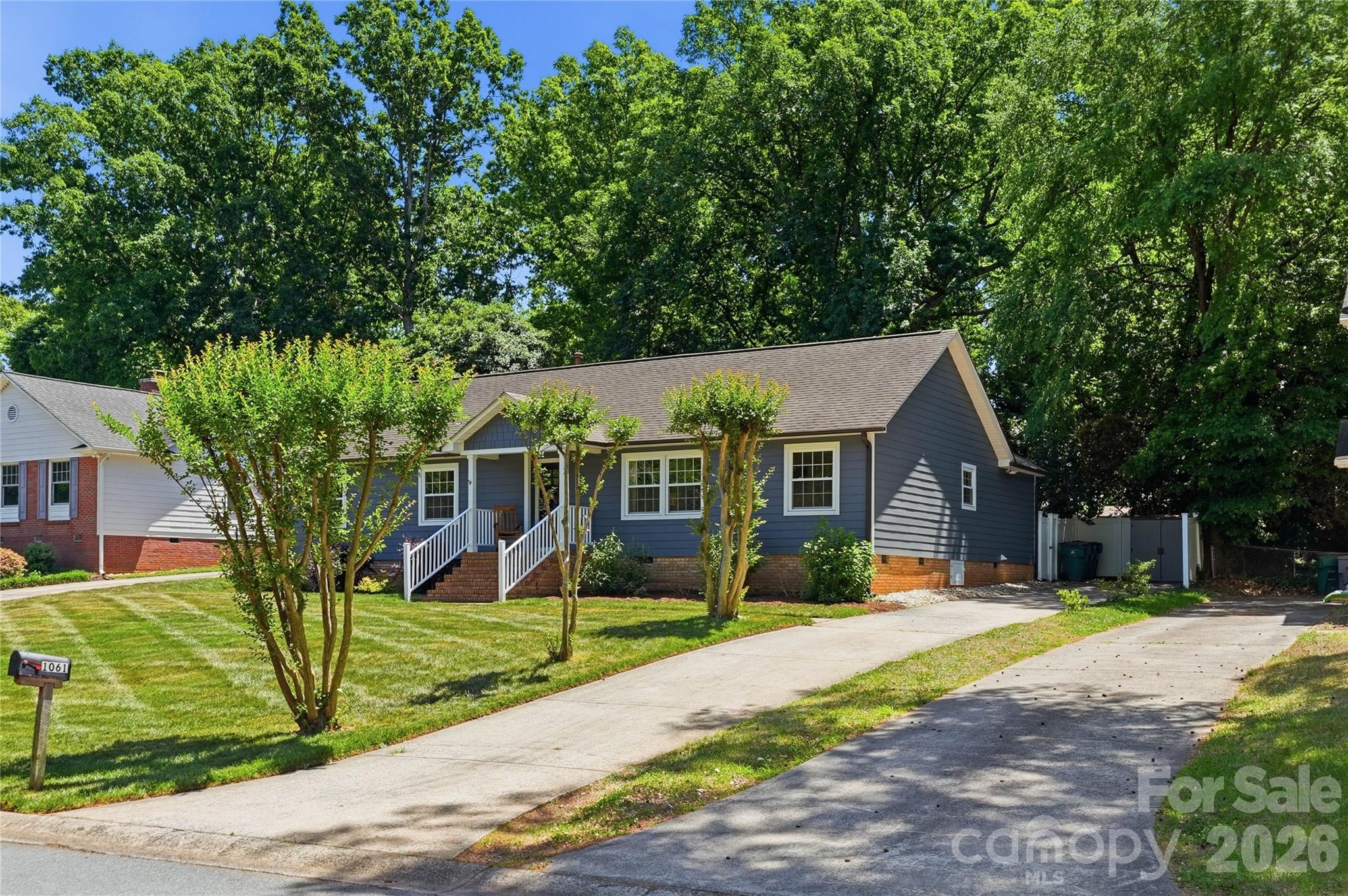 1061 Eaglewood Avenue Charlotte NC 28212