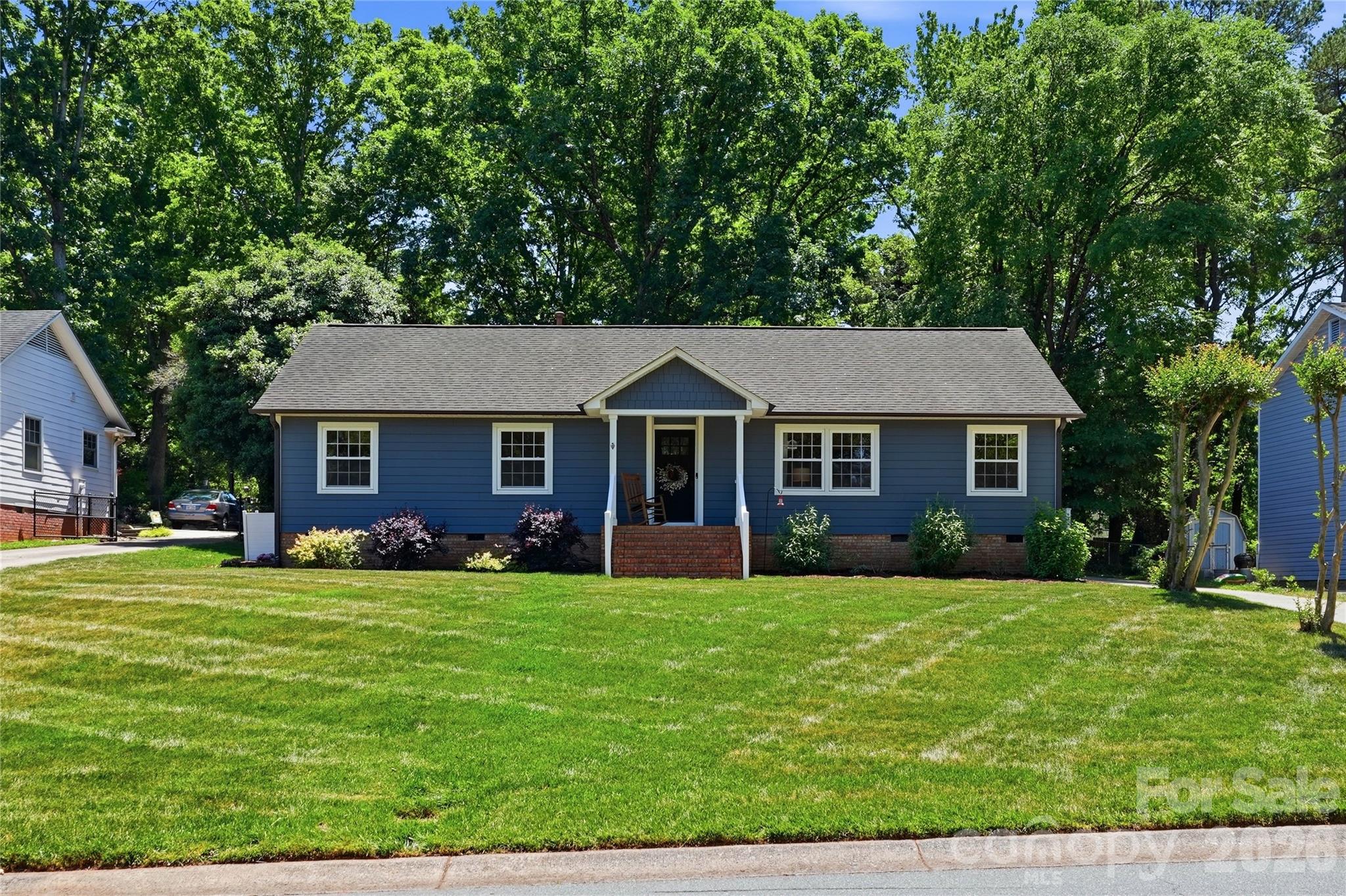 1061 Eaglewood Avenue Charlotte NC 28212