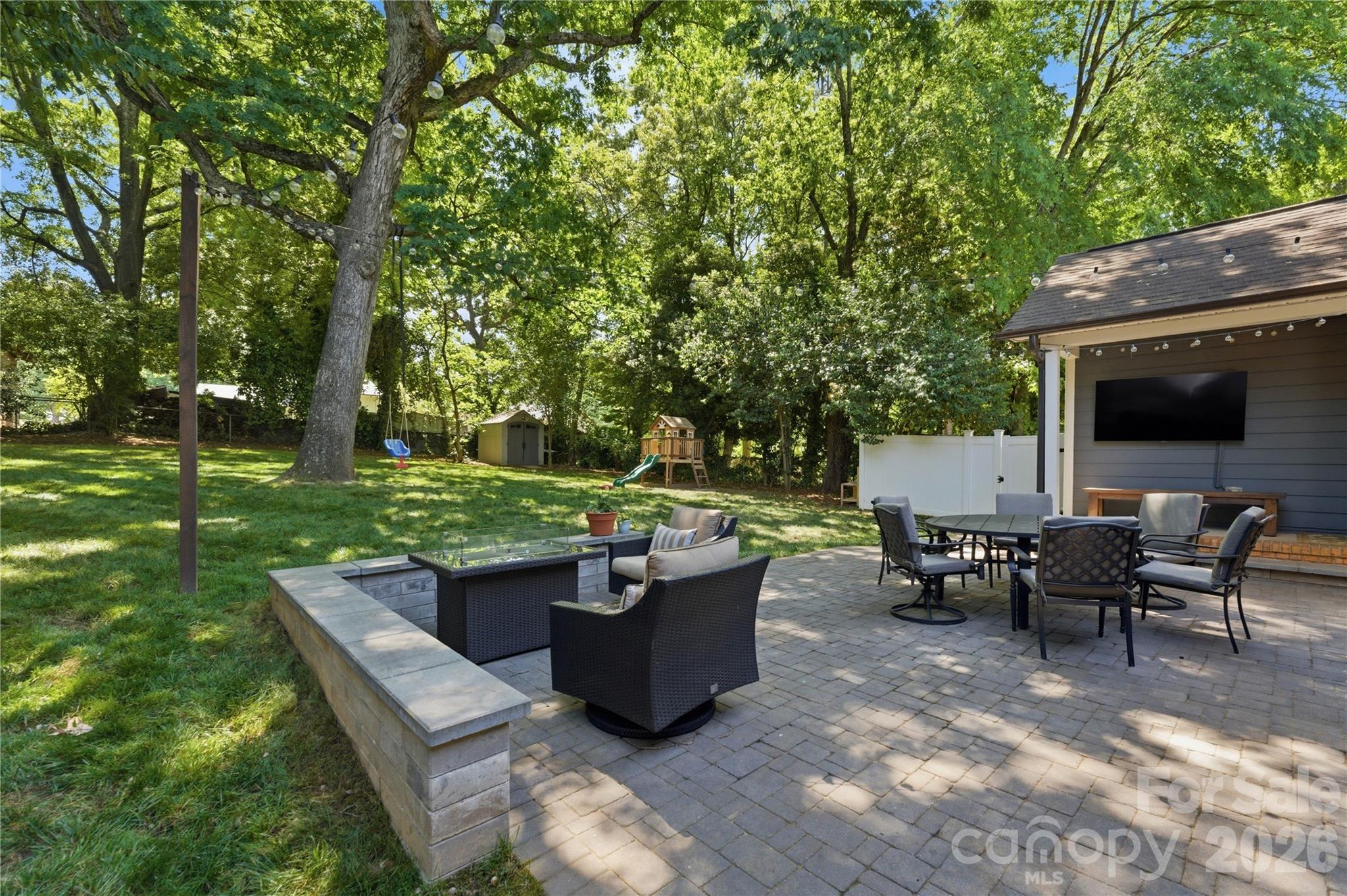 1061 Eaglewood Avenue Charlotte NC 28212
