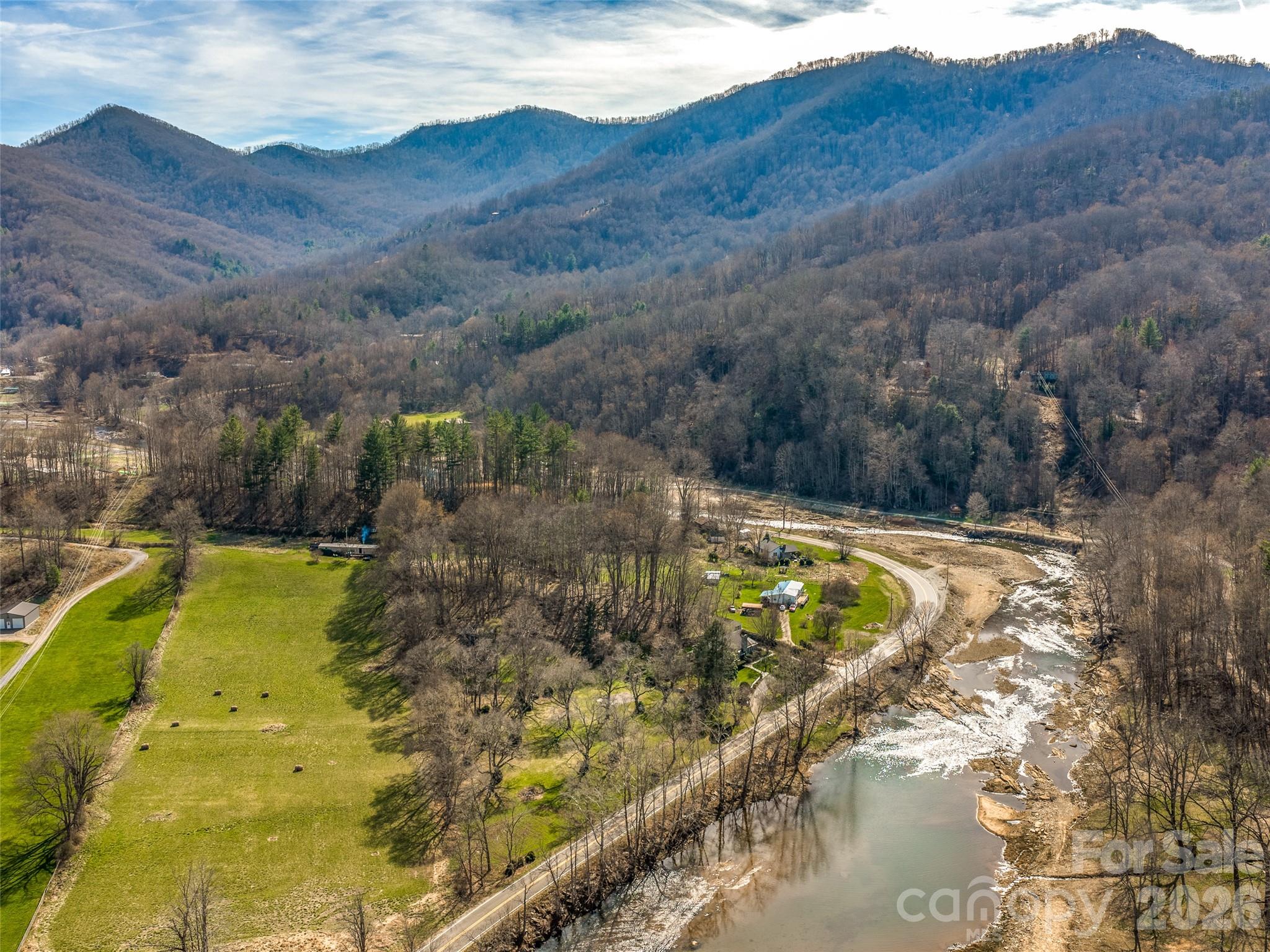 4125 State Highway 197 Highway S Burnsville NC 28714