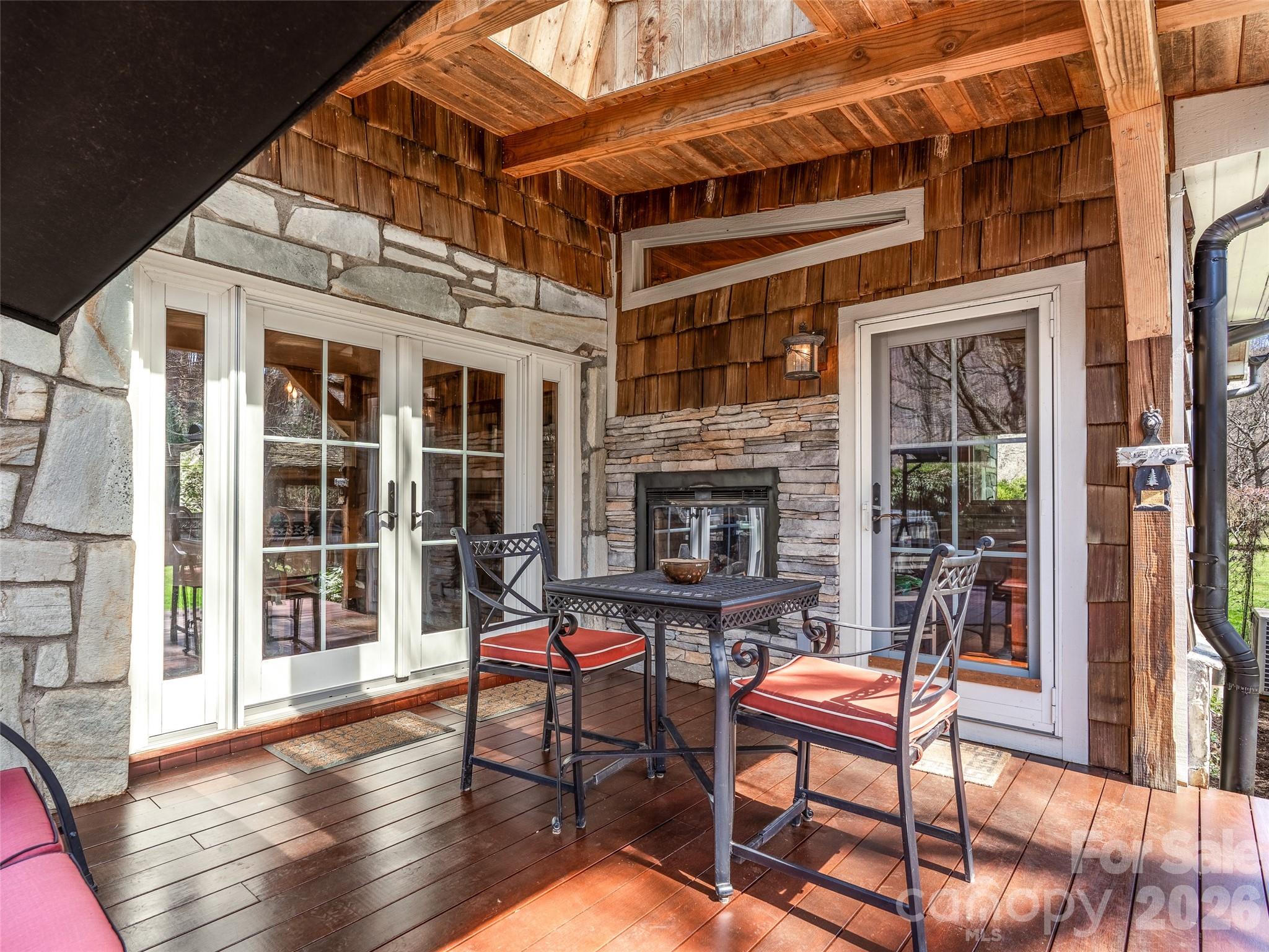 4125 State Highway 197 Highway S Burnsville NC 28714