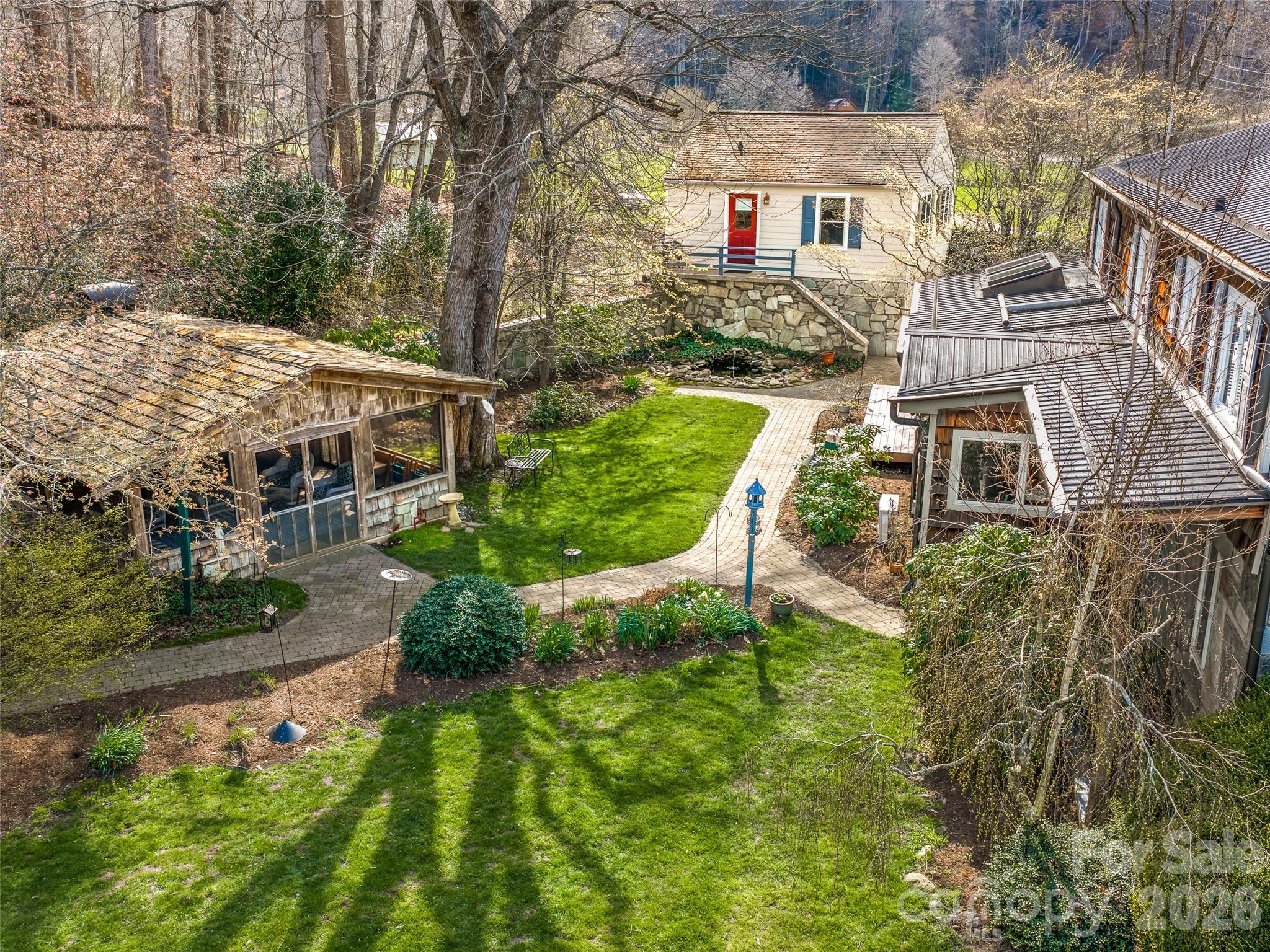 4125 State Highway 197 Highway S Burnsville NC 28714