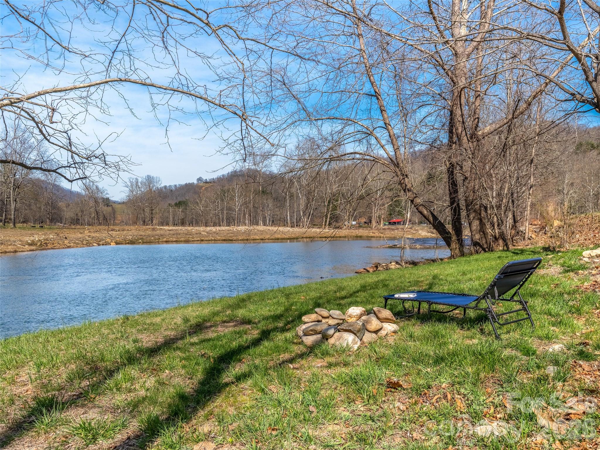 4125 State Highway 197 Highway S Burnsville NC 28714