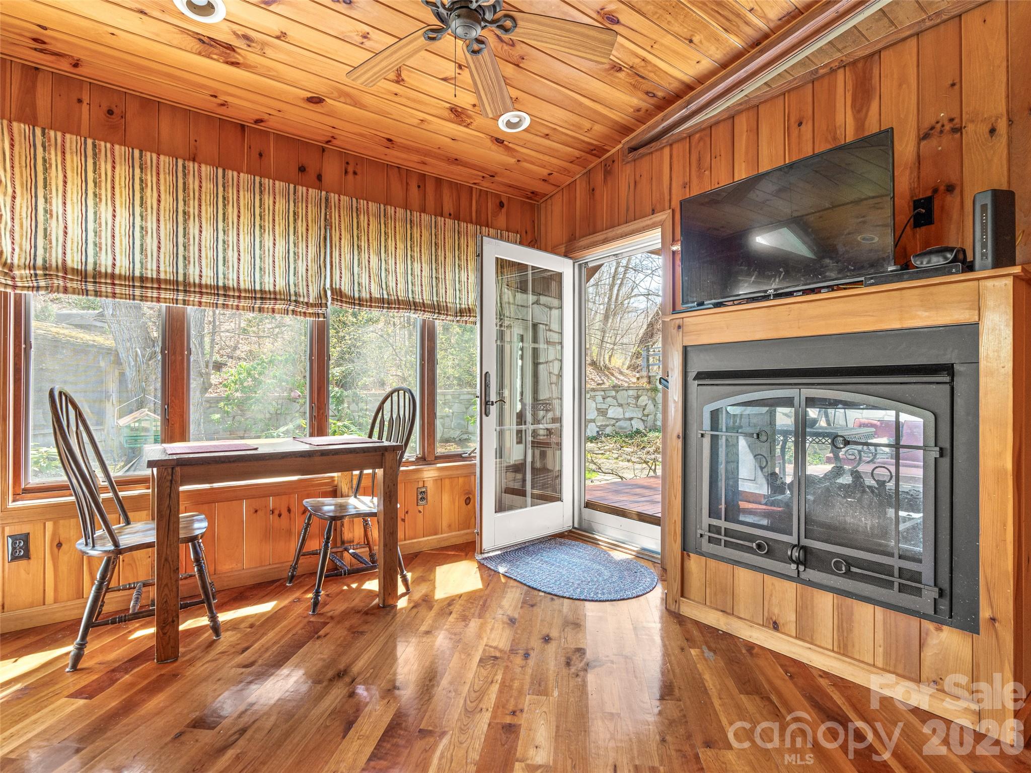 4125 State Highway 197 Highway S Burnsville NC 28714