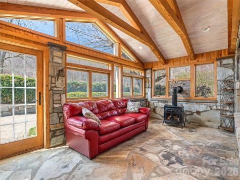 4125 State Highway 197 Highway S Burnsville NC 28714