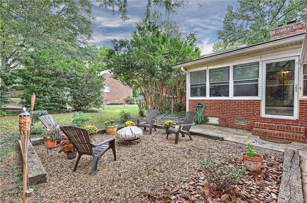 6008 Sheppard Court Charlotte NC 28211