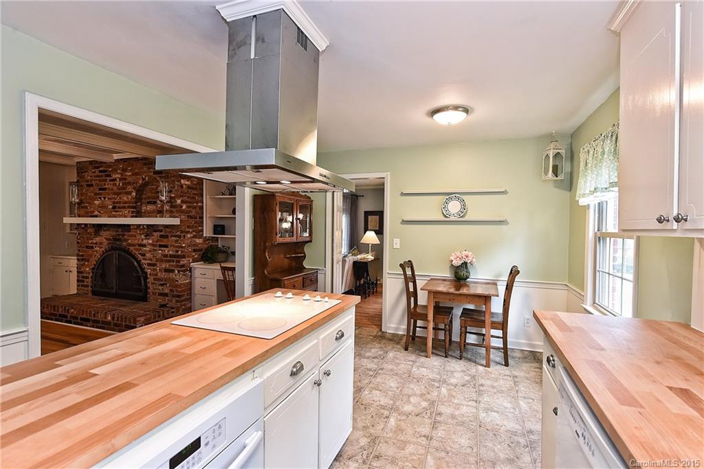 6008 Sheppard Court Charlotte NC 28211
