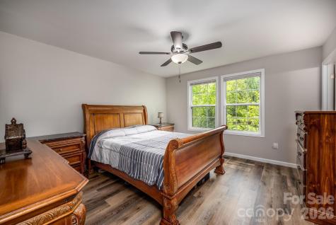614 E Front Street Statesville NC 28677