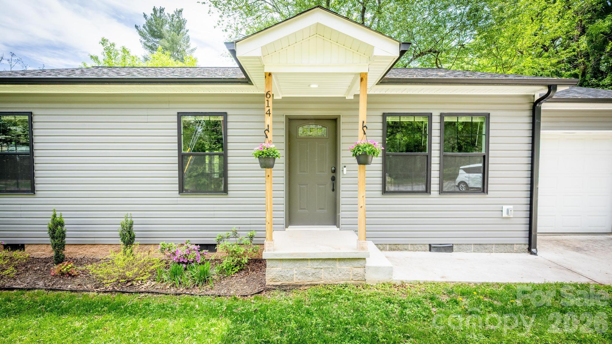 614 E Front Street Statesville NC 28677