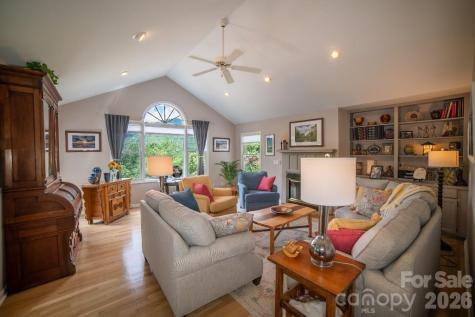 36 Lynx Drive Black Mountain NC 28711