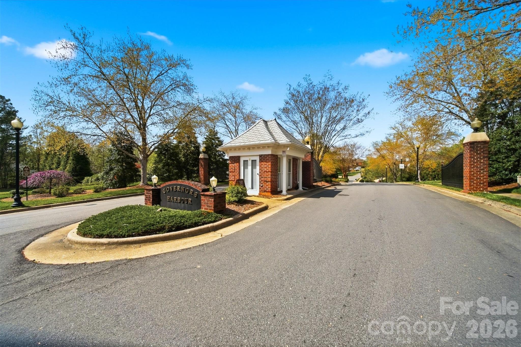 3704 8th Street Place NW Hickory NC 28601
