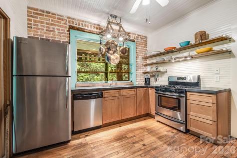 257 Henderson Drive Hot Springs NC 28743