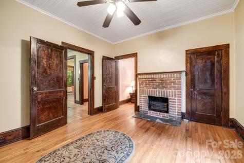 257 Henderson Drive Hot Springs NC 28743