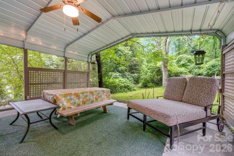 257 Henderson Drive Hot Springs NC 28743