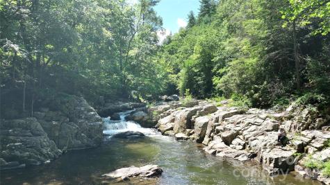 257 Henderson Drive Hot Springs NC 28743