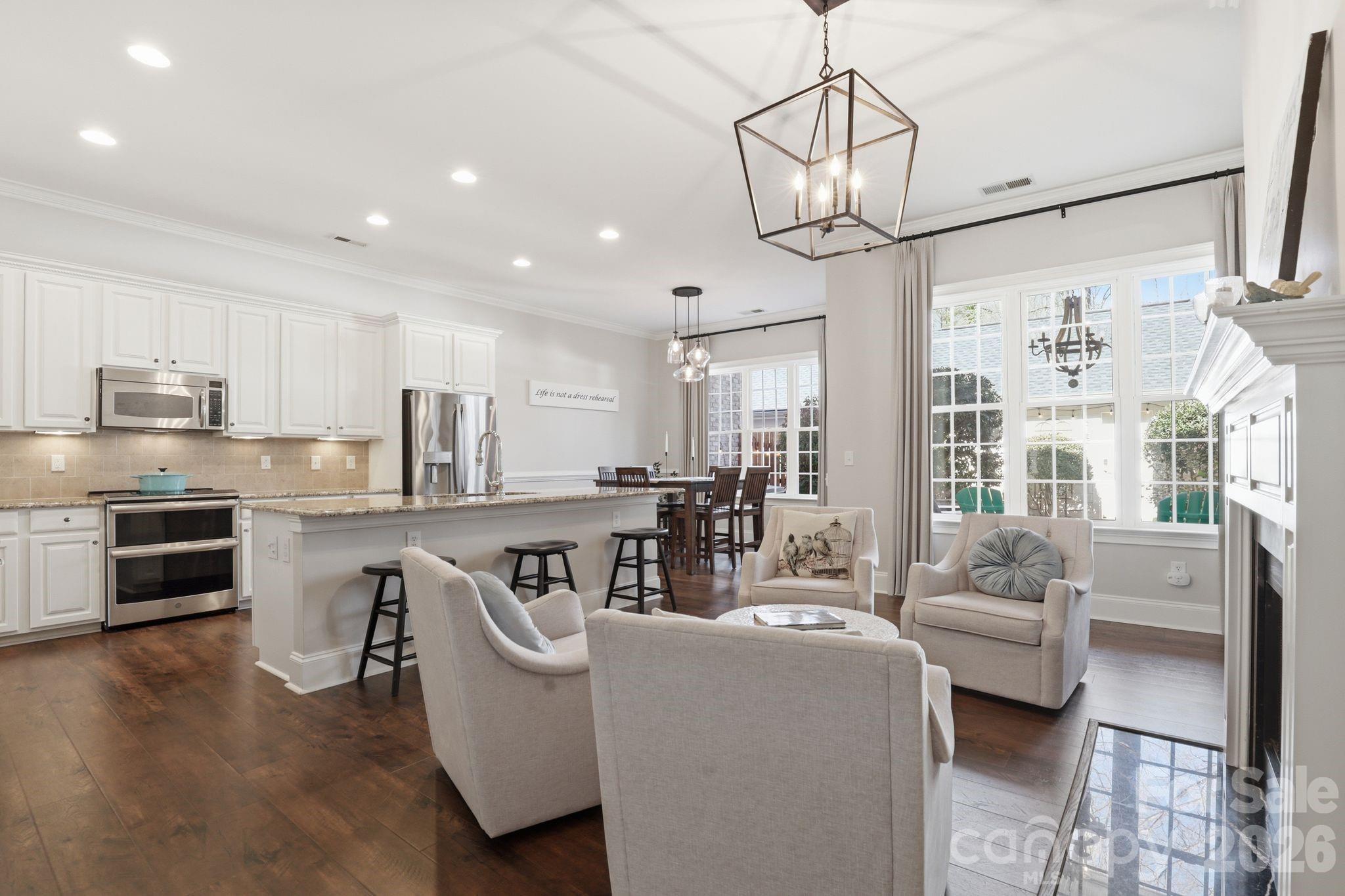 8246 Indigo Row Charlotte NC 28277