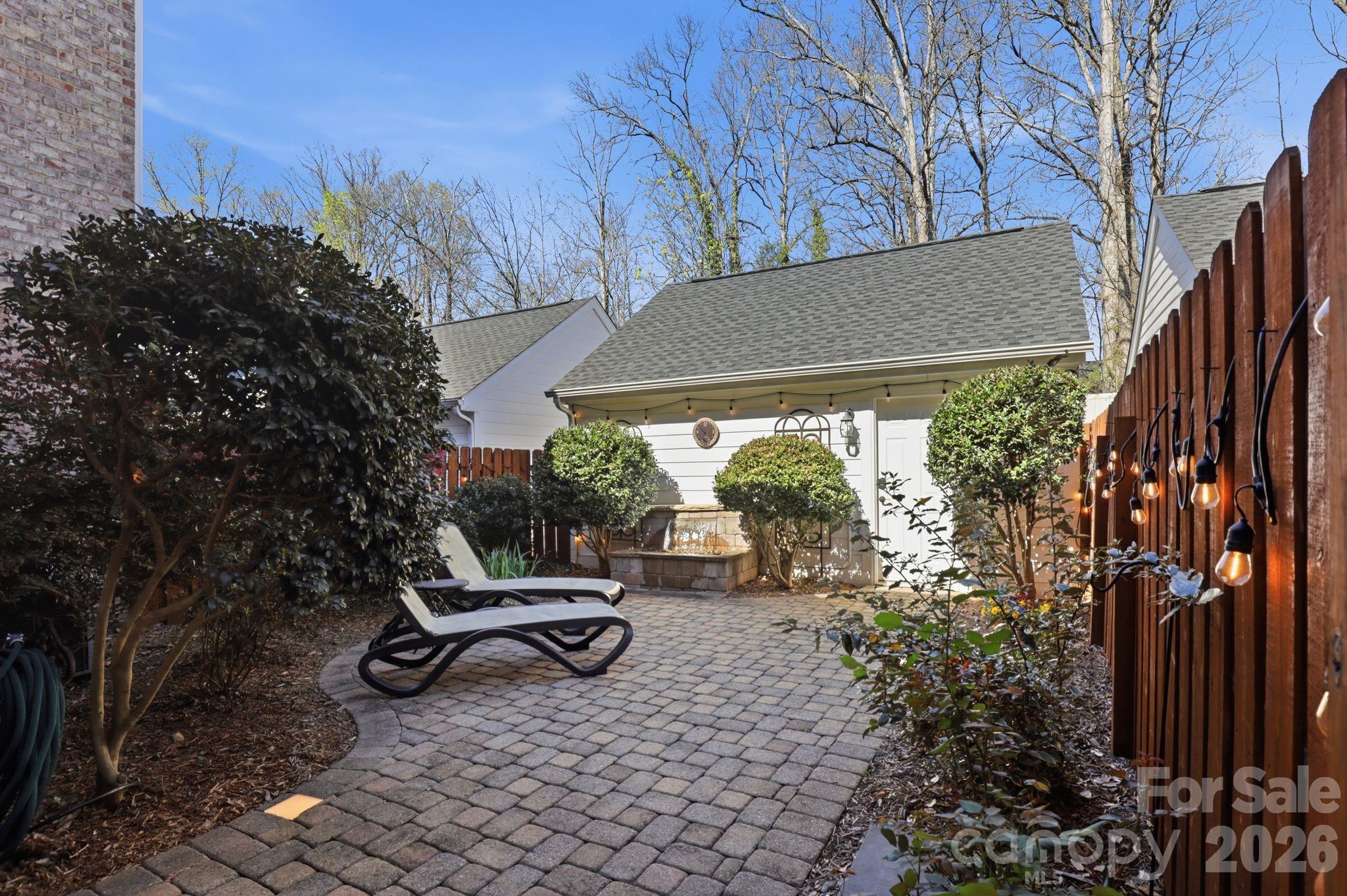 8246 Indigo Row Charlotte NC 28277
