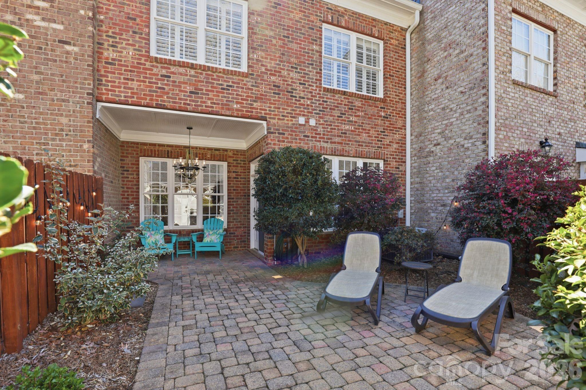 8246 Indigo Row Charlotte NC 28277