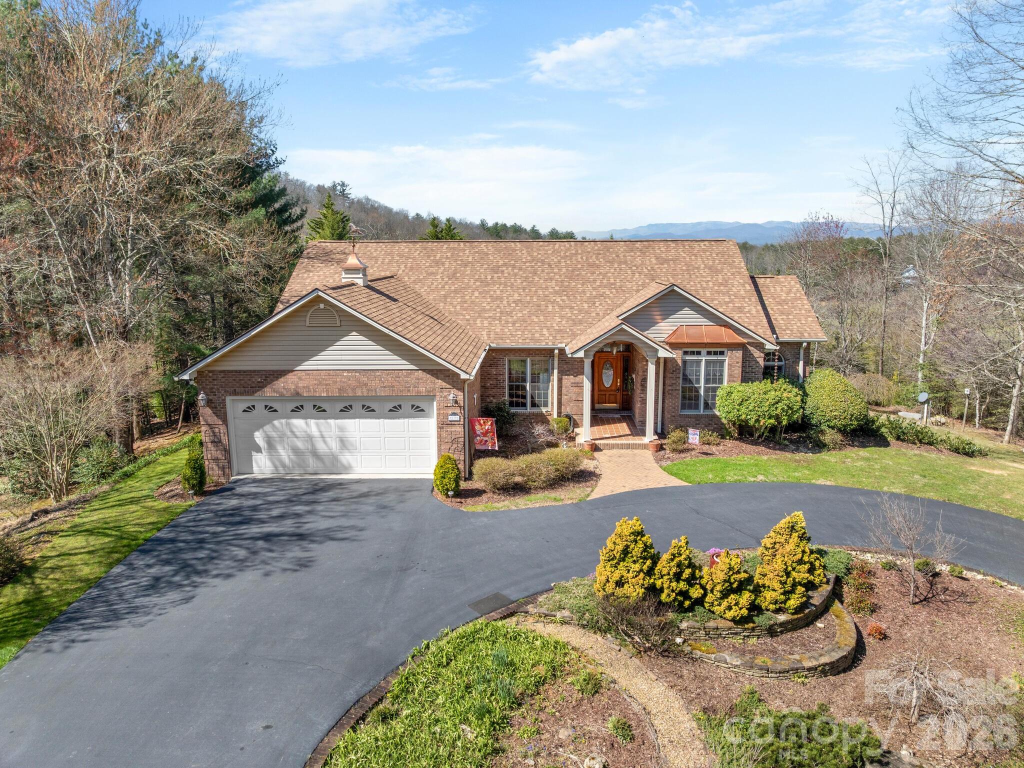 17 Ashton Forest Court Hendersonville NC 28739