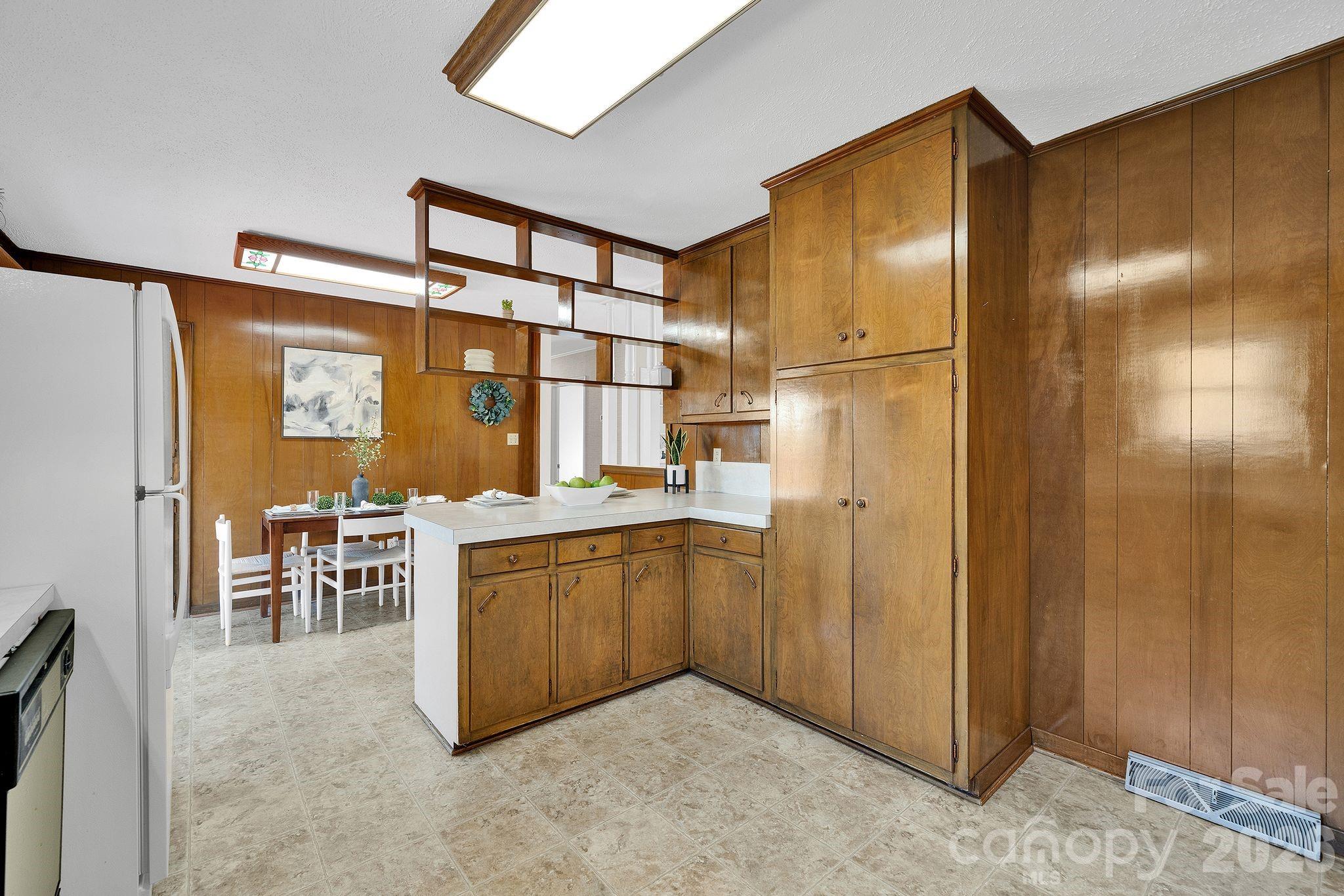 1411 E Maiden Road Maiden NC 28650